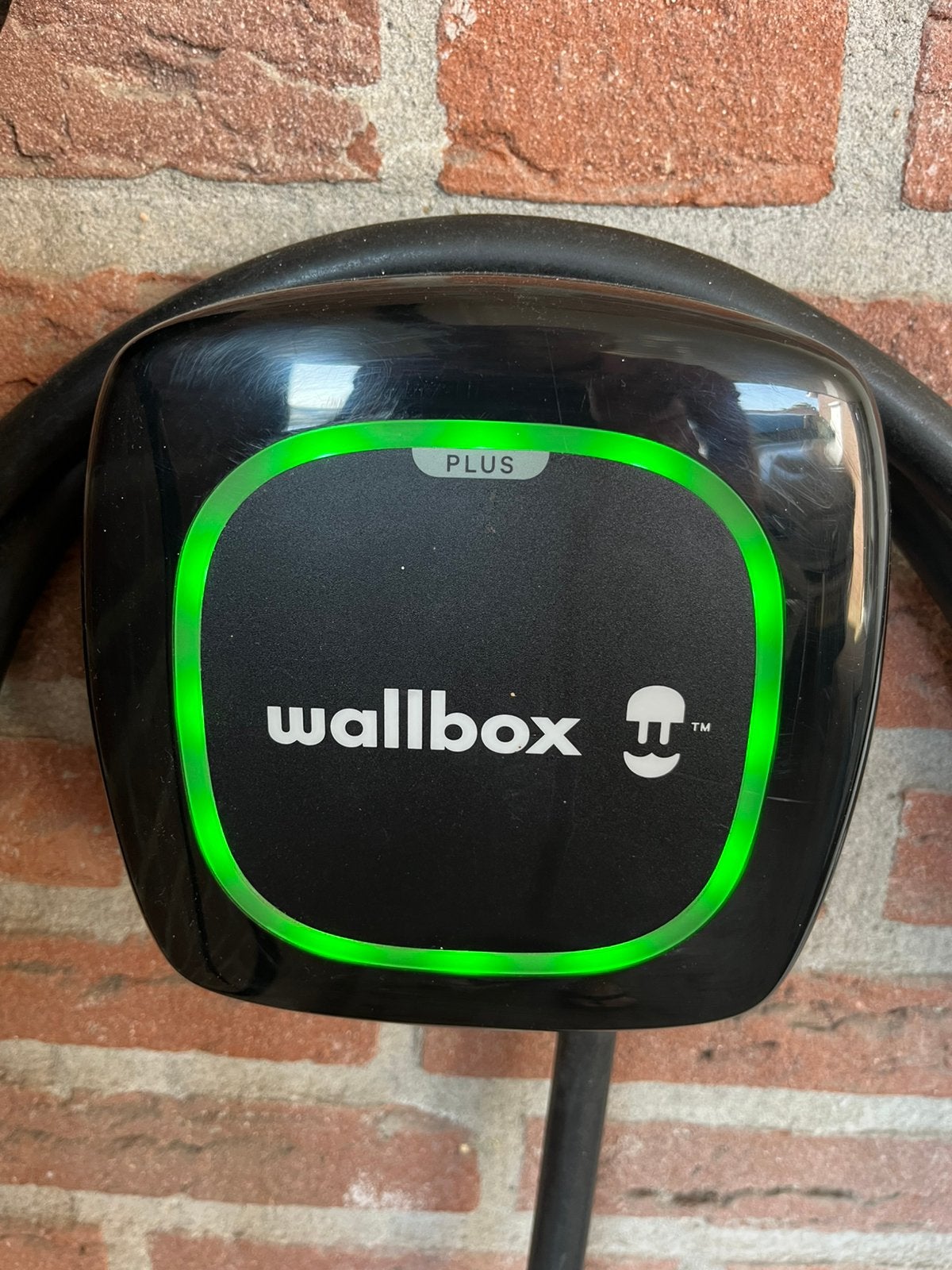Wallbox Pulsar Plus Laadpaal met 5m vaste kabel, Ophalen, Gebruikt, Laadpaal en Laadkabel