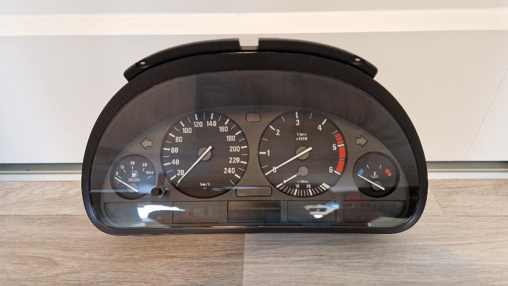 BMW E39 teller instrument cluster Tacho LOW NIEUW, BMW, Nieuw, Ophalen of Verzenden, BMW