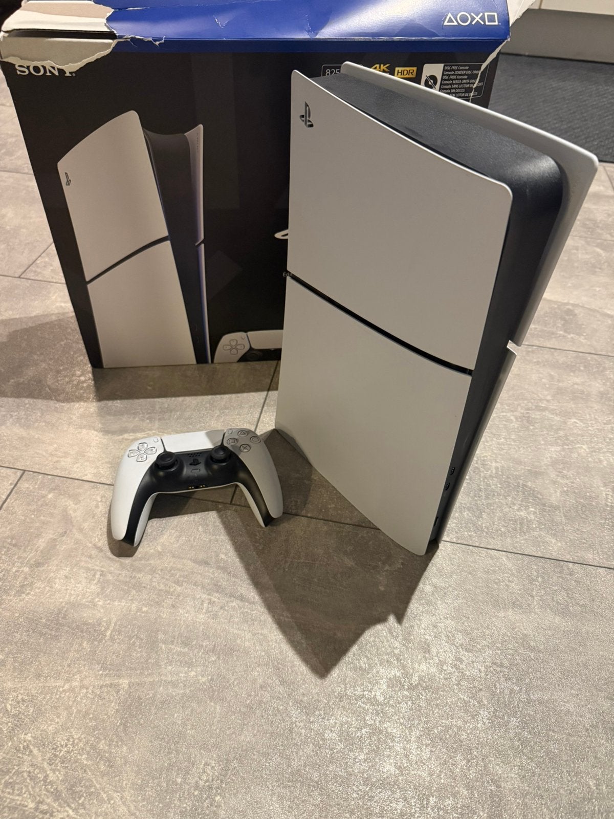 PlayStation 5 slim inclusief garantie, Spelcomputers en Games, Spelcomputers | Sony PlayStation 5, Ophalen of Verzenden, Zo goed als nieuw