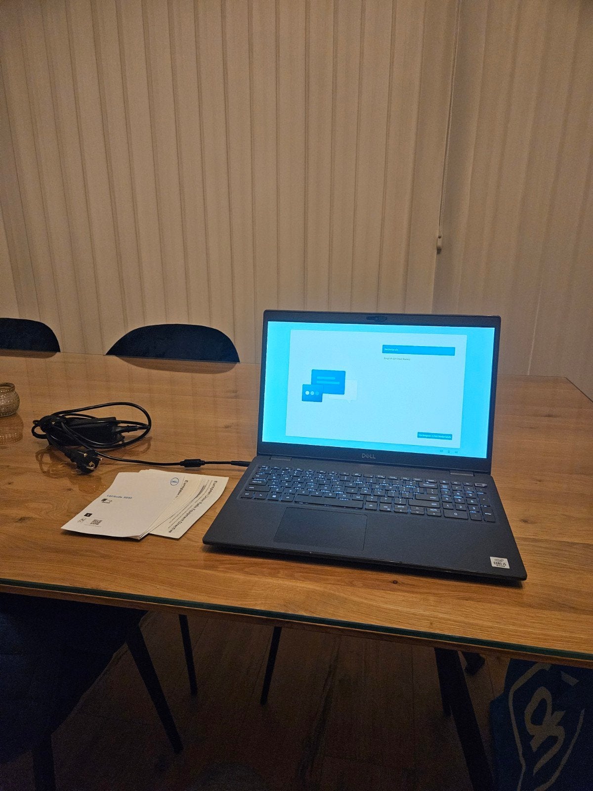 Dell Latitude 3510 I5 touchscreen 8GB 256GB laptop + Tas, Ophalen, Zo goed als nieuw, Dell  latitude 3510