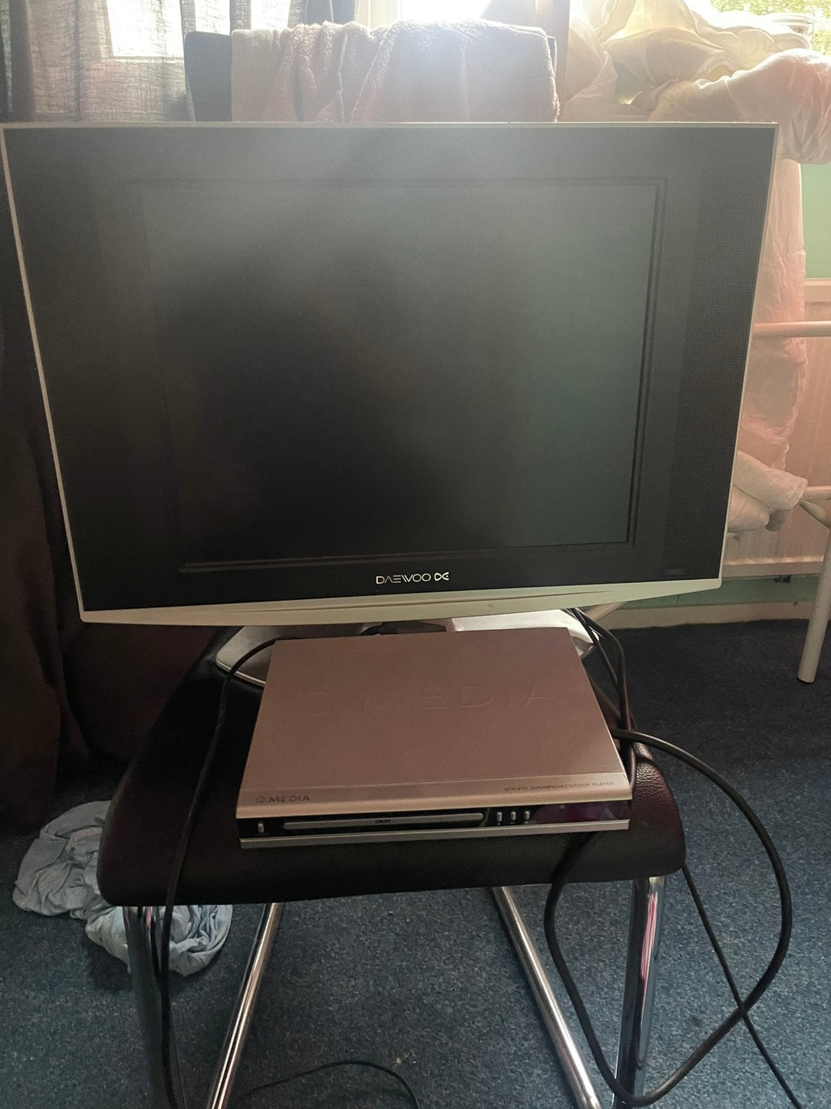 Daewoo LCD TV met DVD-speler, Gebruikt, 50 Hz, Daewoo, Ophalen of Verzenden
