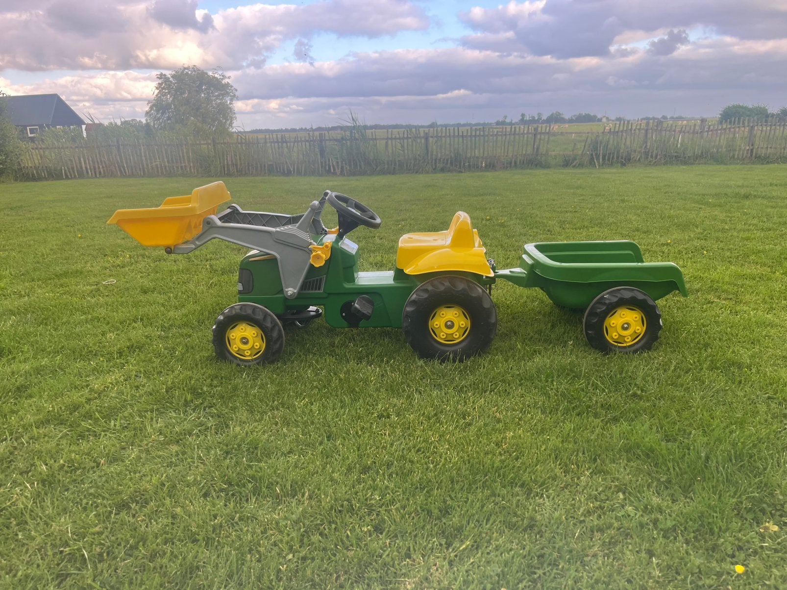 John Deere traptractor met aanhanger/voorlader – nette staat, Kinderen en Baby's, Speelgoed | Buiten | Skelters, Ophalen, Zo goed als nieuw