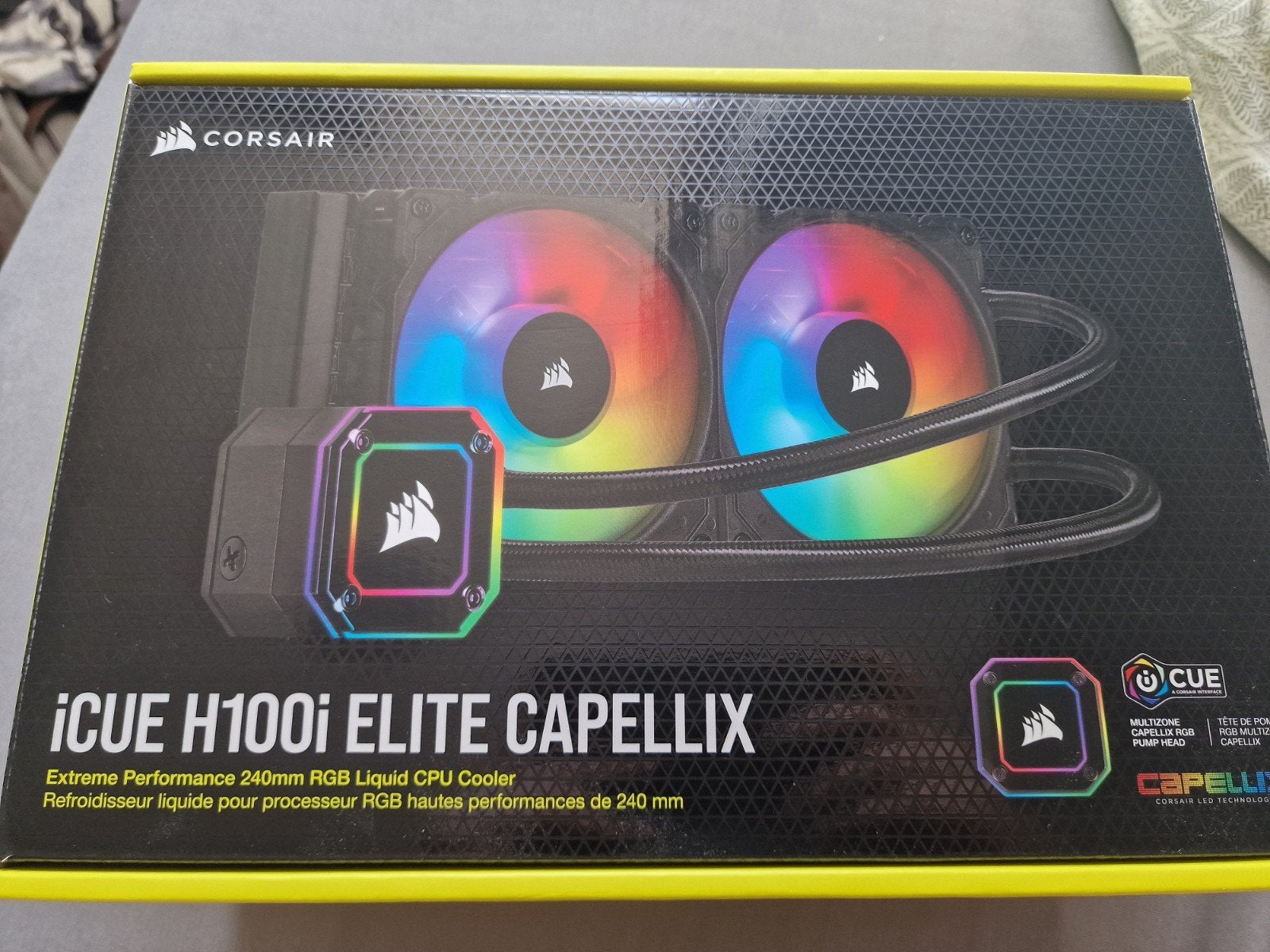 Corsair iCUE H100i ELITE CAPELLIX 240mm AIO Waterkoeling, Computers en Software, Computerkoelers, Ophalen of Verzenden, Zo goed als nieuw