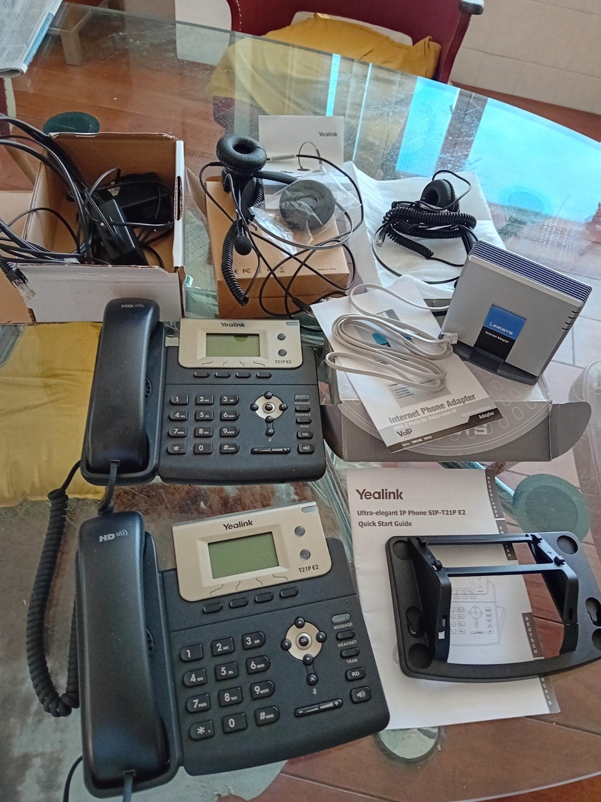 YEALINK telefoonset 2x - bellen via computer, Telecommunicatie, Datacommunicatie en VoIP, Verzenden, Zo goed als nieuw