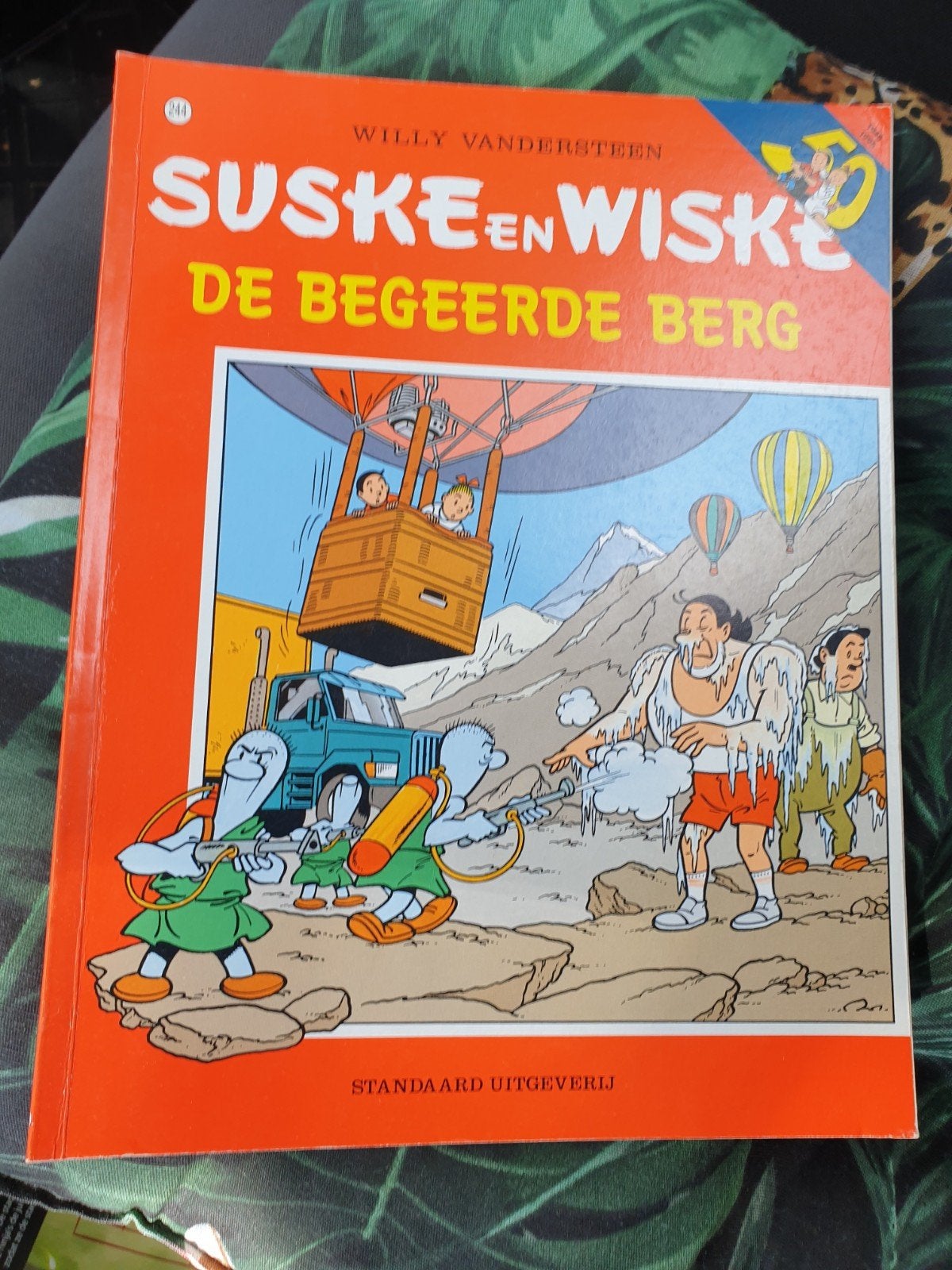 244 suske en wiske - De Begeerde berg, Willy Vandersteen, Eén stripboek, Ophalen of Verzenden, Zo goed als nieuw
