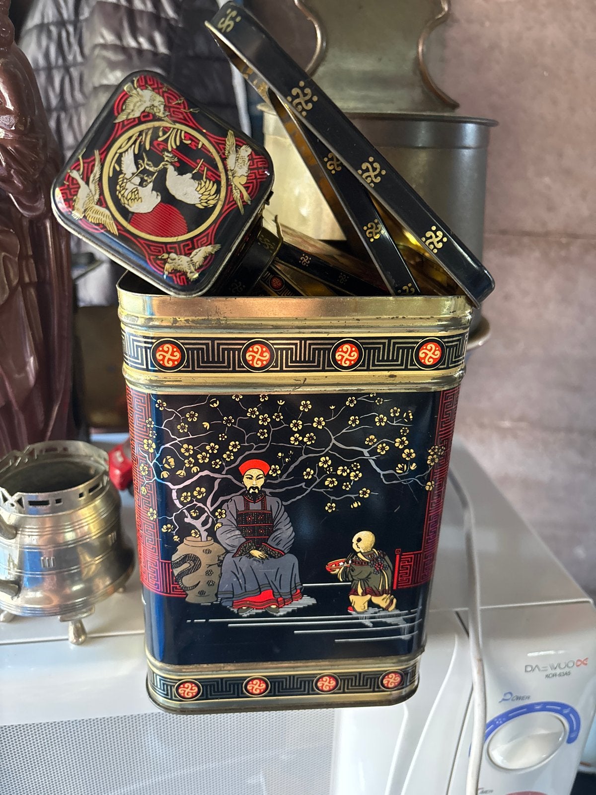 Vintage Chinese theebus met deksel en tang, Ophalen