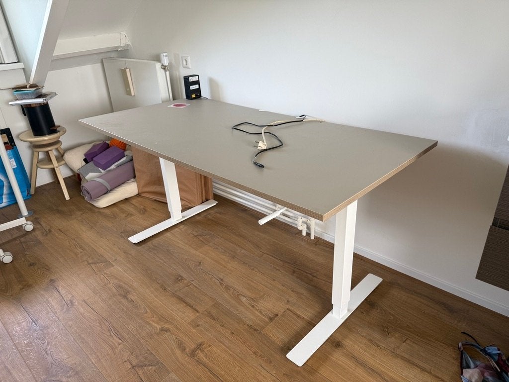 IKEA SKARSTA zit-sta bureau — handmatig verstelbaar, Ophalen, Zit-sta bureau, 160 cm, In hoogte verstelbaar