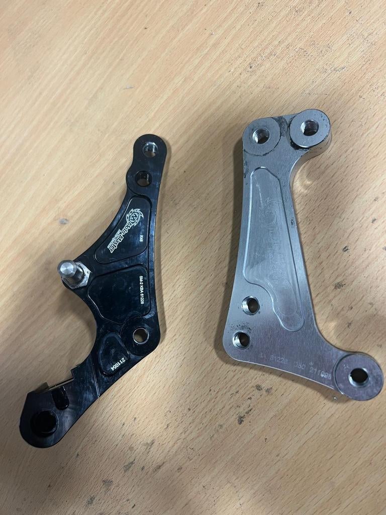 2x motomaster adapter ktm/husqvarna/gasgas., Motoren, Ophalen of Verzenden