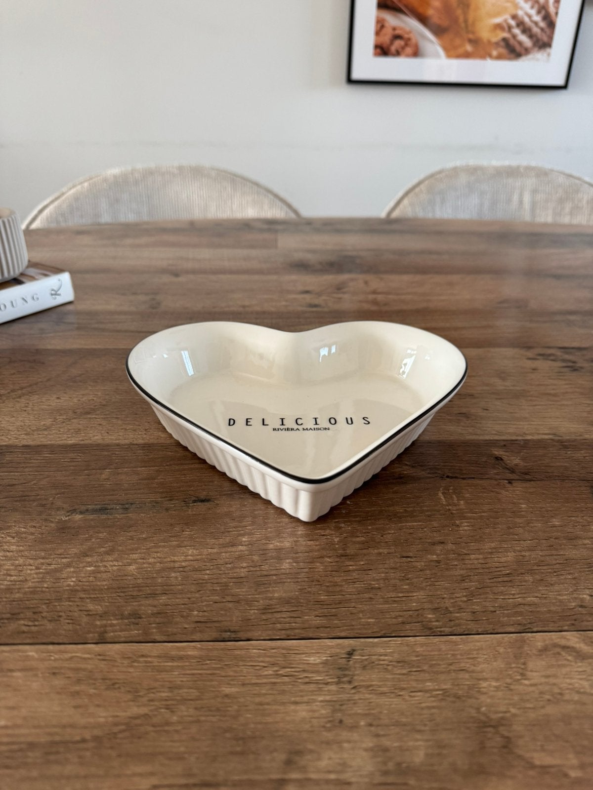 Rivièra Maison Ovenschaal Delicious Hart - Oven Dish Heart, Ophalen of Verzenden, Zo goed als nieuw, Schaal of Schalen