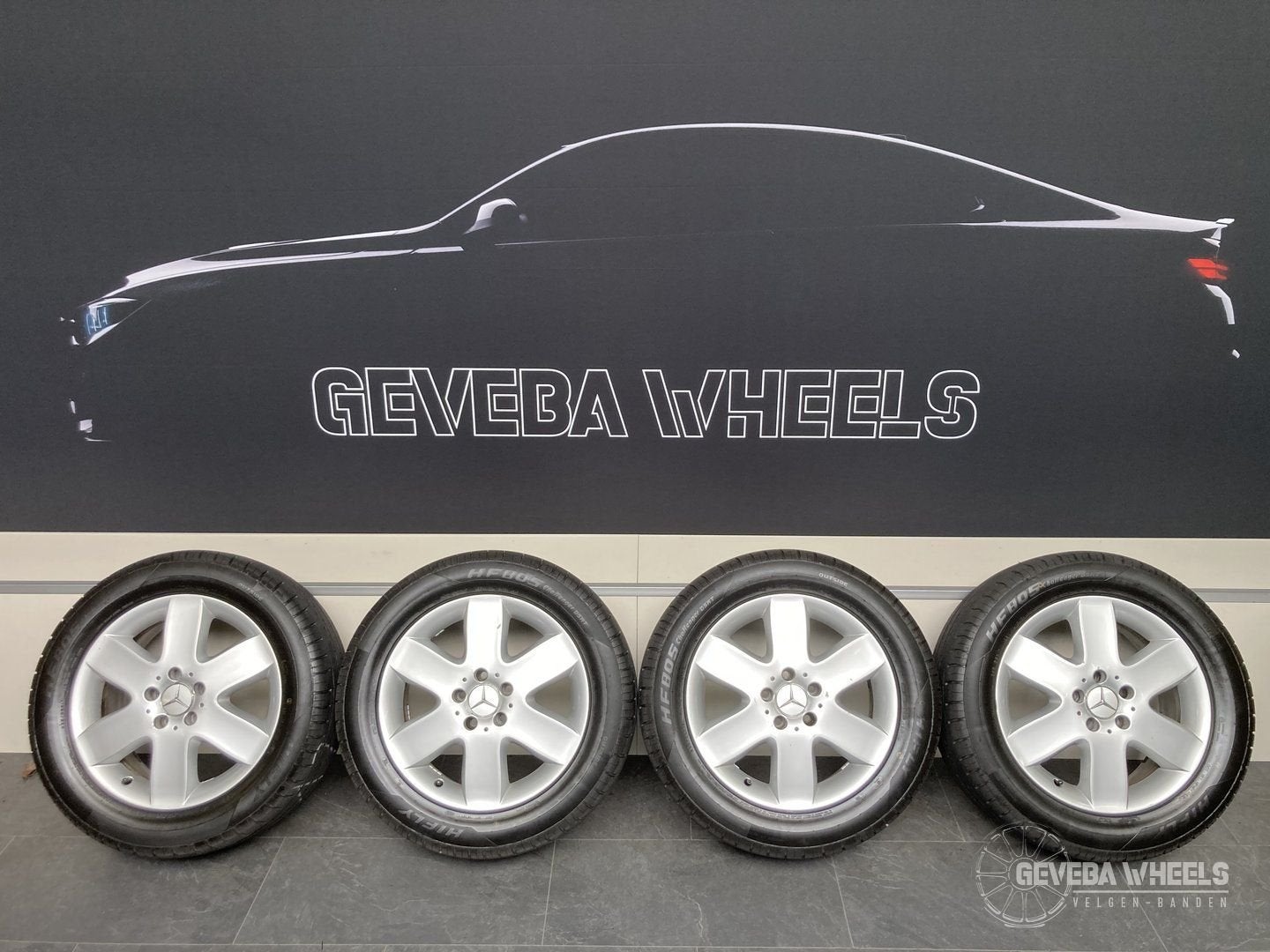 17” originele Mercedes Vito / Viano velgen + banden A6394011, Auto-onderdelen, Banden en Velgen, -, -, Banden en Velgen, 17 inch