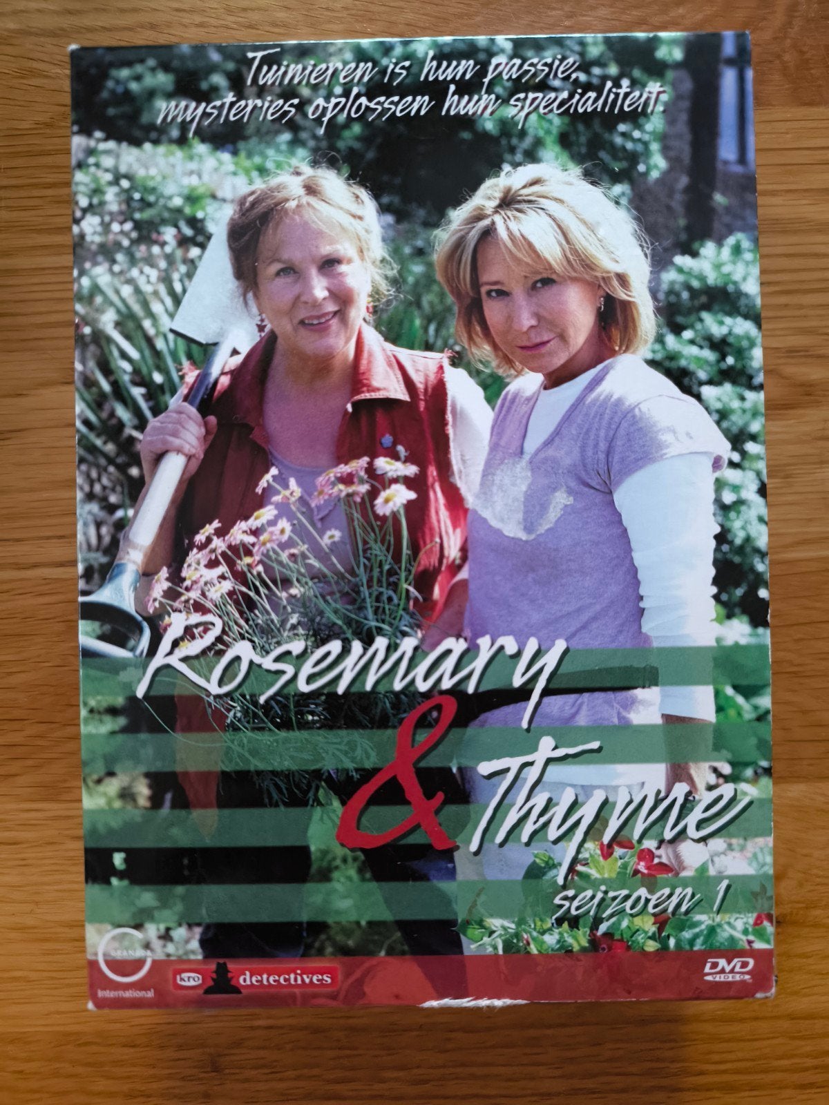 Rosemary &Thyme seizoen 1, Vanaf 12 jaar, Ophalen of Verzenden, Zo goed als nieuw