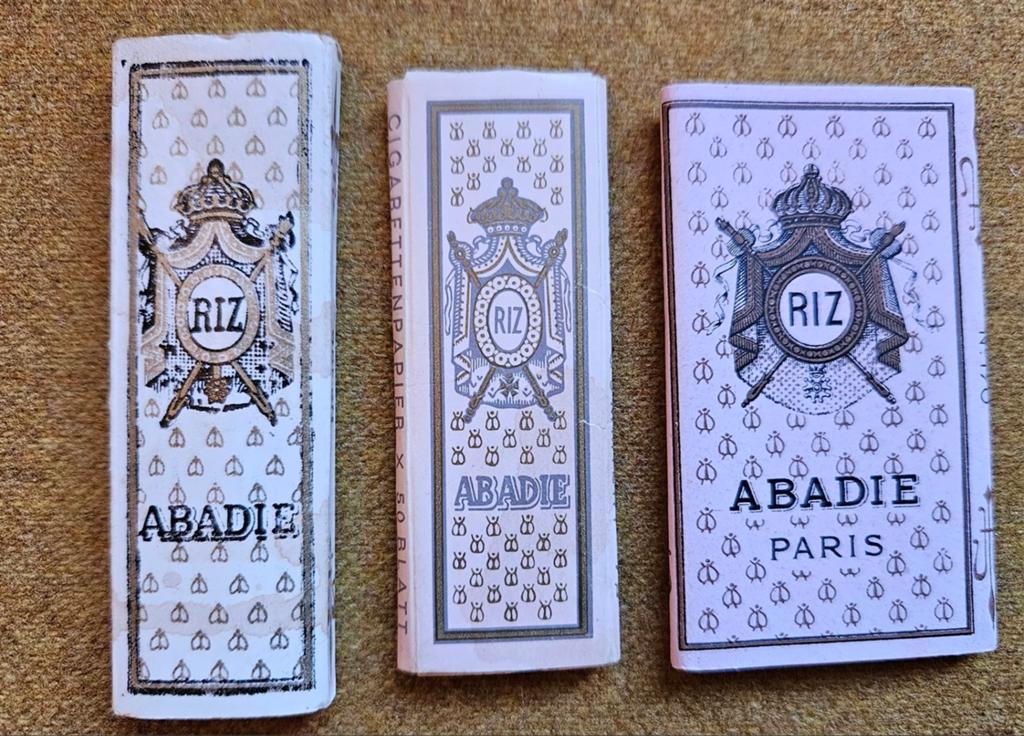 3 Oude pakjes Franse vloeitjes sigarettenpapier Abadie, Ophalen of Verzenden, Nieuw, Overige typen