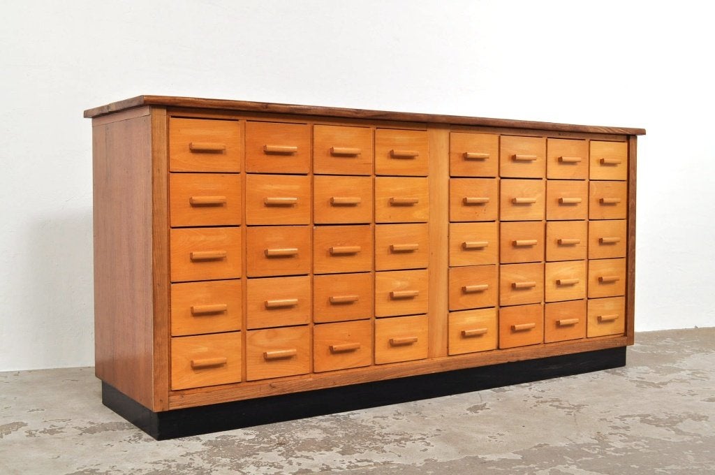Vintage ladekast beuken schoolkast dressoir jaren 50, Huis en Inrichting, Gebruikt, 5 laden of meer, 150 tot 200 cm, Ophalen of Verzenden
