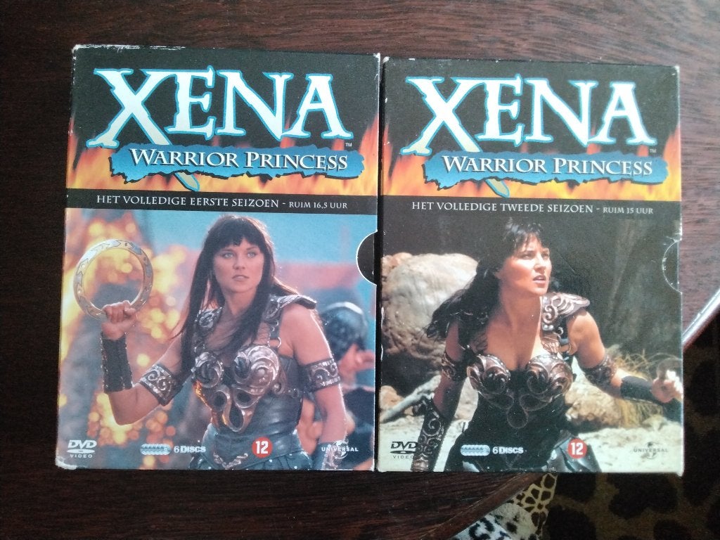 Xena warrior princess seizoen 1 en 2 compleet, 2 boxen, orig, Engels, Nederlands, Seizoen 1, Ophalen of Verzenden