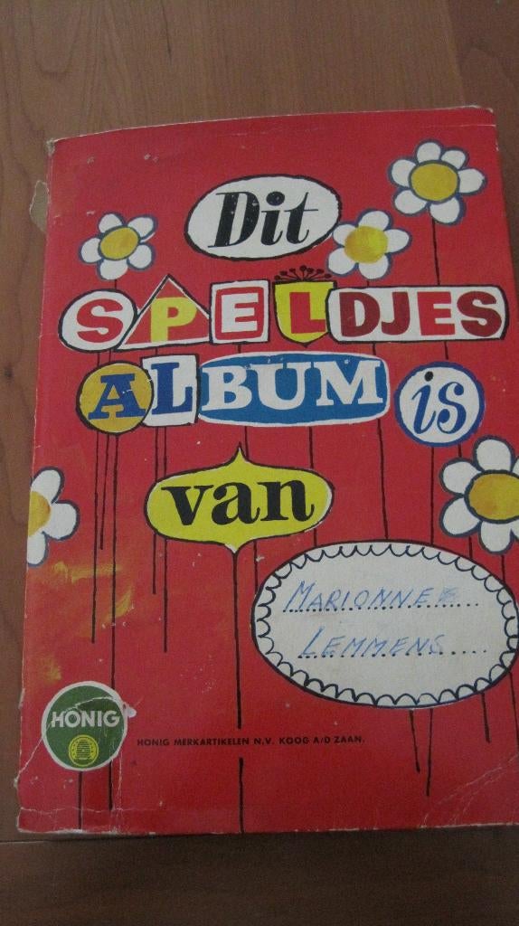 Speldjes uit de jaren 1967 - 1975, Verzamelen, Speldjes, Pins en Buttons, Ophalen of Verzenden, Zo goed als nieuw, Merk, Speldje of Pin