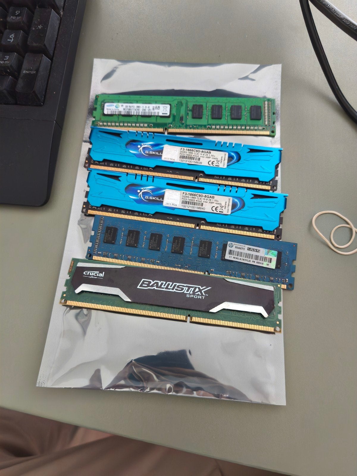 4 x 4 gb ram + 2 gb ram ddr3, Computers en Software, Ophalen, DDR3, Desktop