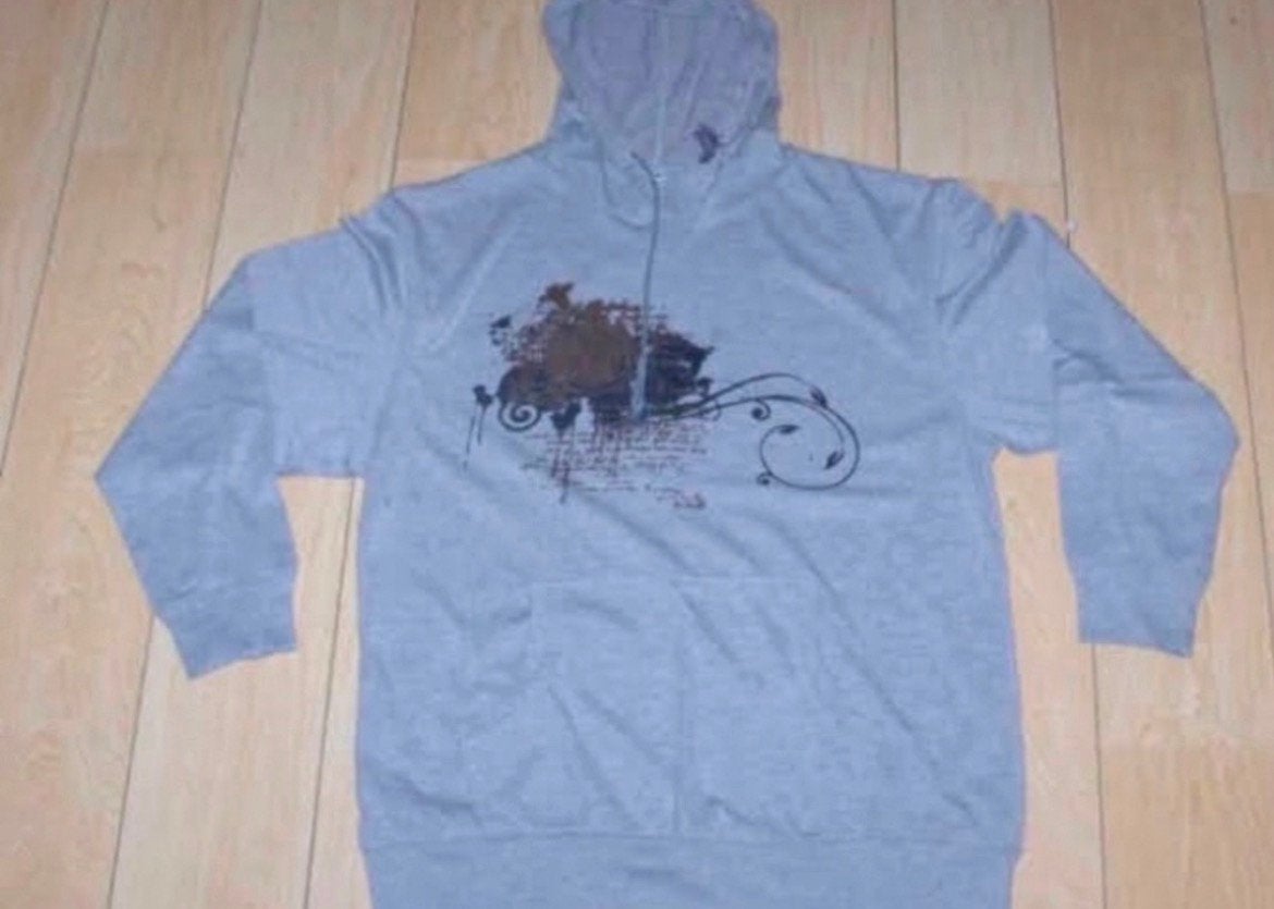 Grijze dunne hoodie. Maat M b, Ophalen of Verzenden, Zo goed als nieuw, Maat 48/50 (M), Grijs