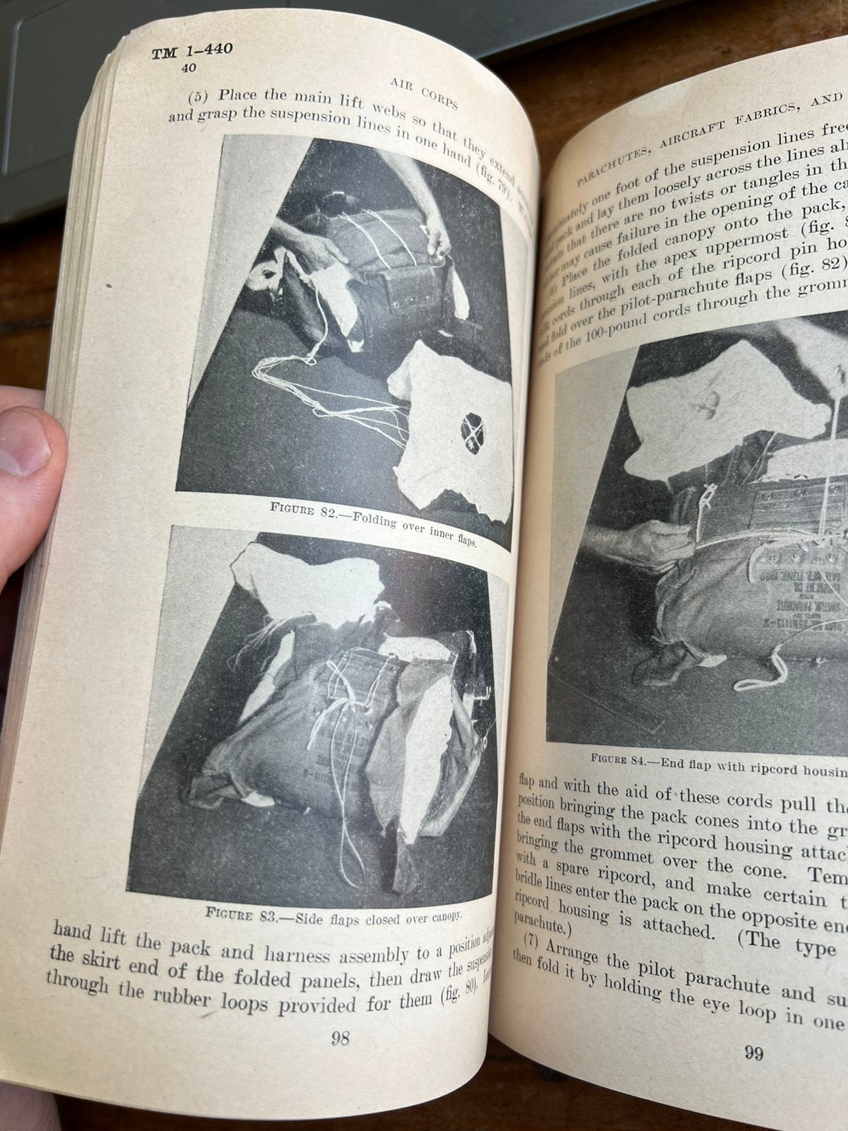 WO2 Amerikaans USAAF parachute harnas voorschrift 1941, Amerika, Verzenden, Boek of Tijdschrift