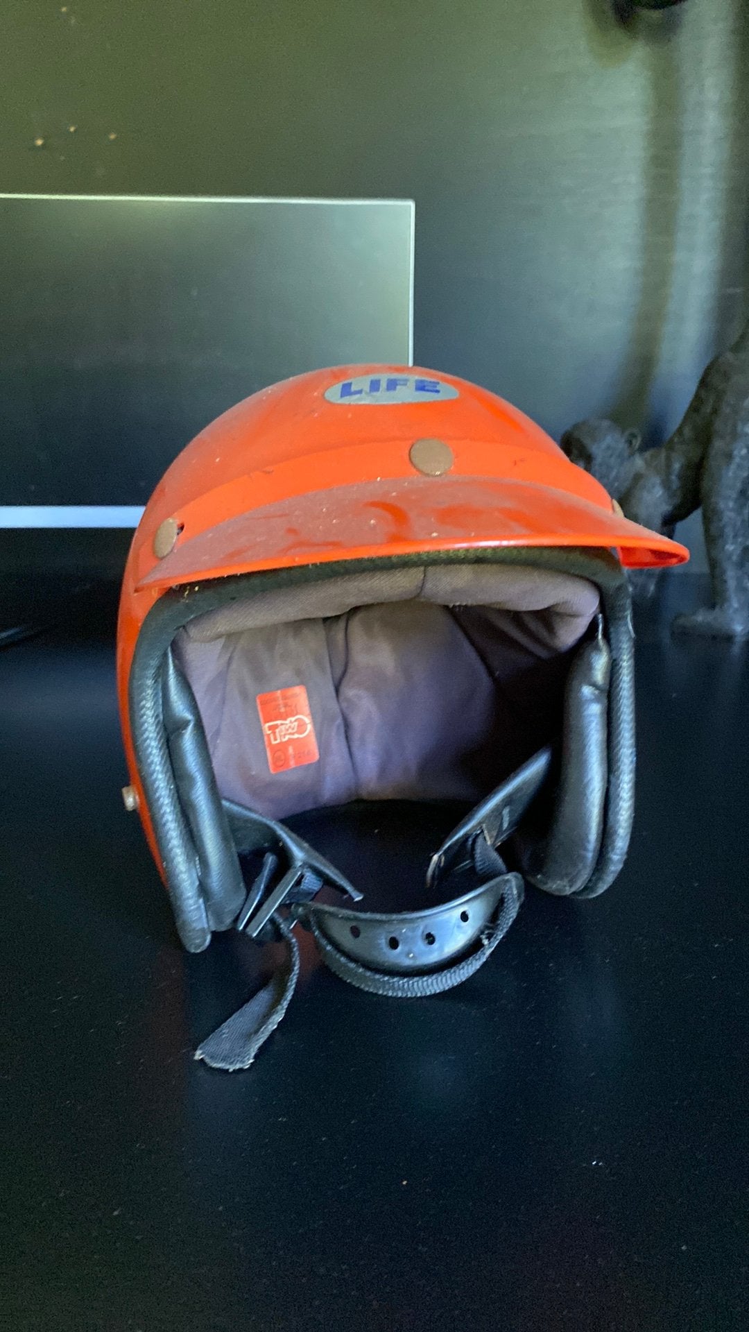 Oranje vintage motorhelm brommer helm jaren 60, Motoren, Kleding | Motorhelmen, Ophalen of Verzenden, Tweedehands, Integraalhelm
