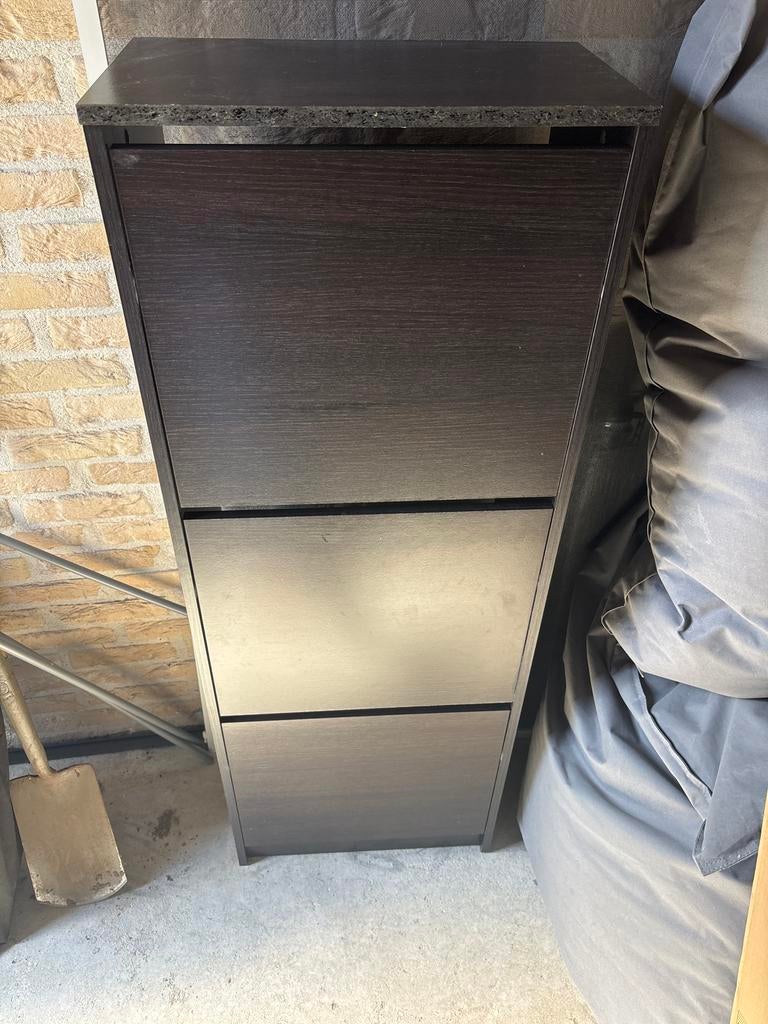 IKEA BISSA schoenenkast, bruin, 3 vakken, Ophalen, Gebruikt