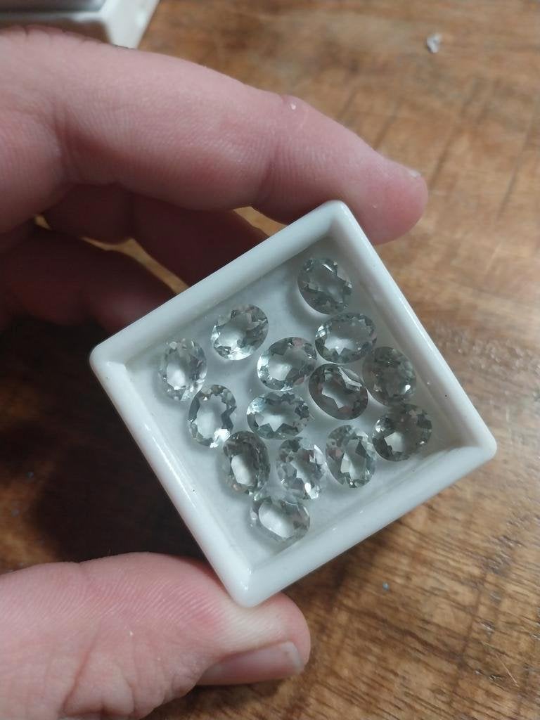 Facet geslepen prasioliet goudsmid, Sieraden, Tassen en Uiterlijk, Edelstenen, Ophalen of Verzenden