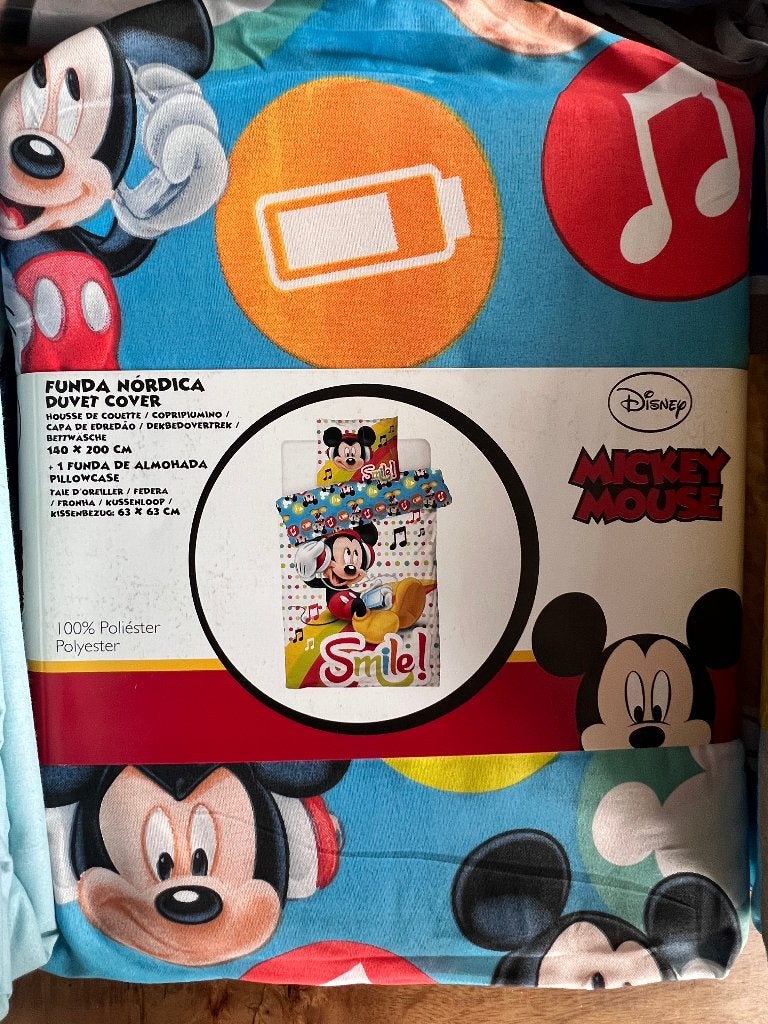 Mickey Mouse Dekbedovertrek 140x200cm, Verzamelen, Ophalen of Verzenden, Mickey Mouse, Nieuw, Kleding of Textiel