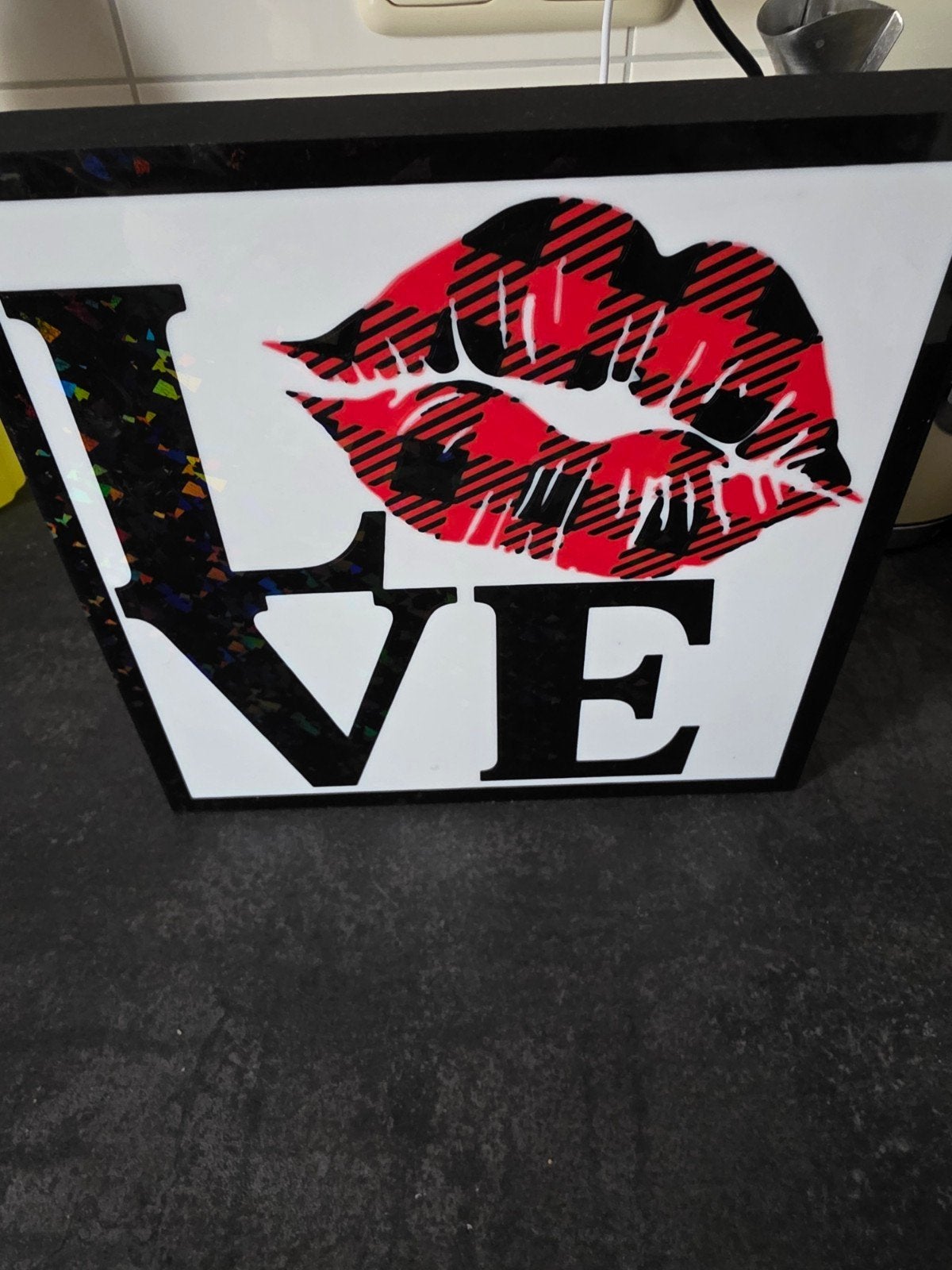 Love lichtbak met lippenprint, Overige merken, Gebruikt, Kunststof, Meerkleurig