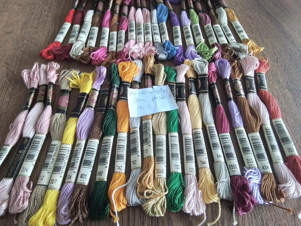 40 strengetjes perle 5, bosje 2, Ophalen of Verzenden, Nieuw, Handborduren, Borduurgaren of Zijde