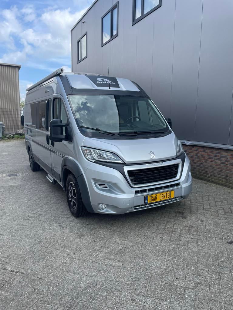 Adria Twin SP 600 Buscamper - Compact en Compleet, Caravans en Kamperen, Campers, Luifel, Ringverwarming, Tot en met 2, Bedrijf
