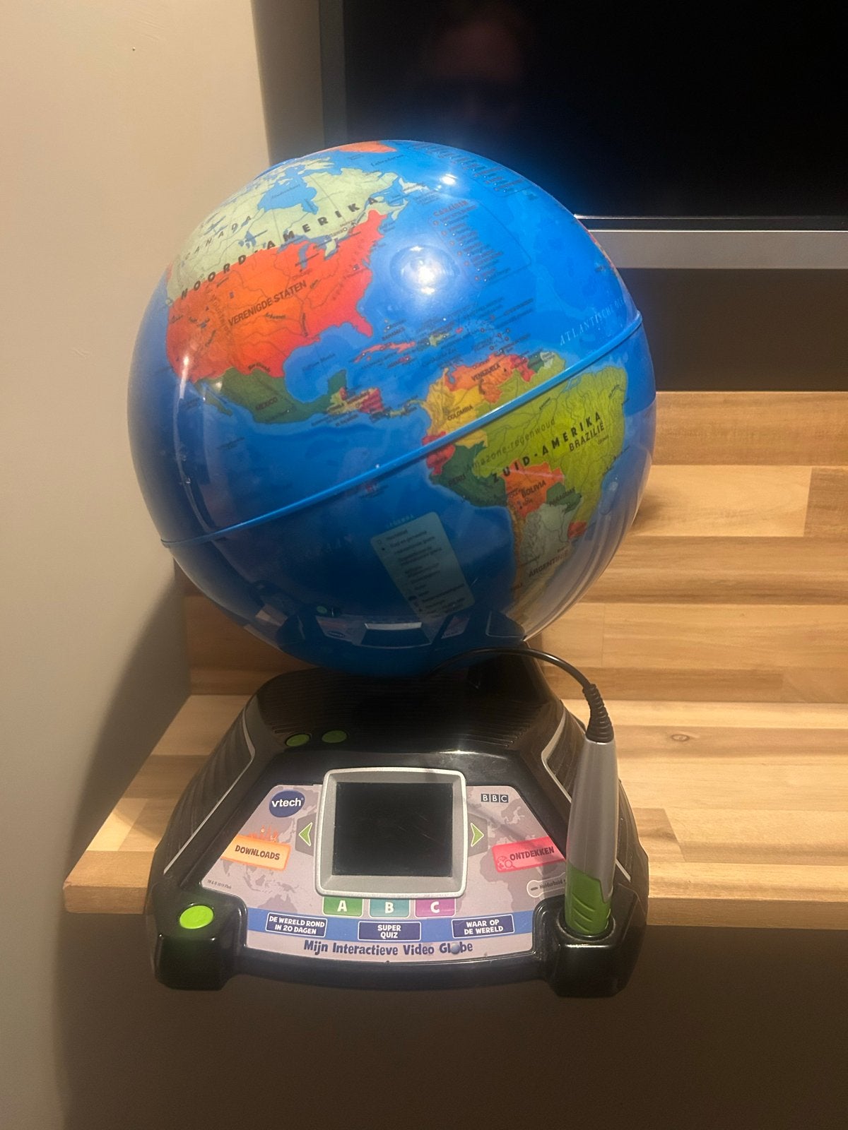 VTech Mijn Interactieve Video Globe Wereldbol Kinderen, Ophalen, Zo goed als nieuw, Ontdekken, Met licht