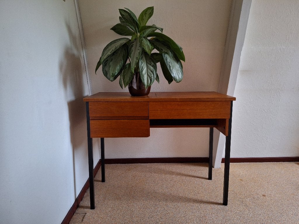 Vintage bureau / sidetable midcentury / scandinavisch, Ophalen, Midcentury / deens / scandinavisch / vintage, Gebruikt, 50 tot 100 cm