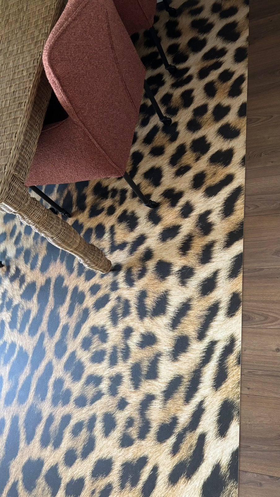Nieuw kleed op vinyl in panther print, Ophalen, Nieuw, Rechthoekig, 200 cm of meer