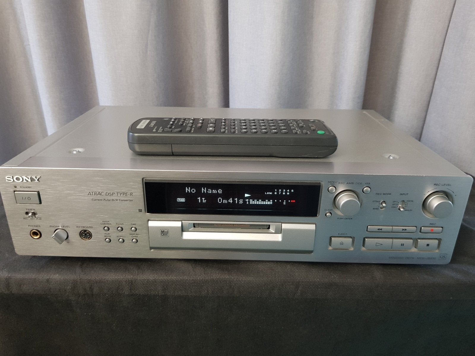 Sony MDS-JB930 met originele afstandsbediening., Verzenden