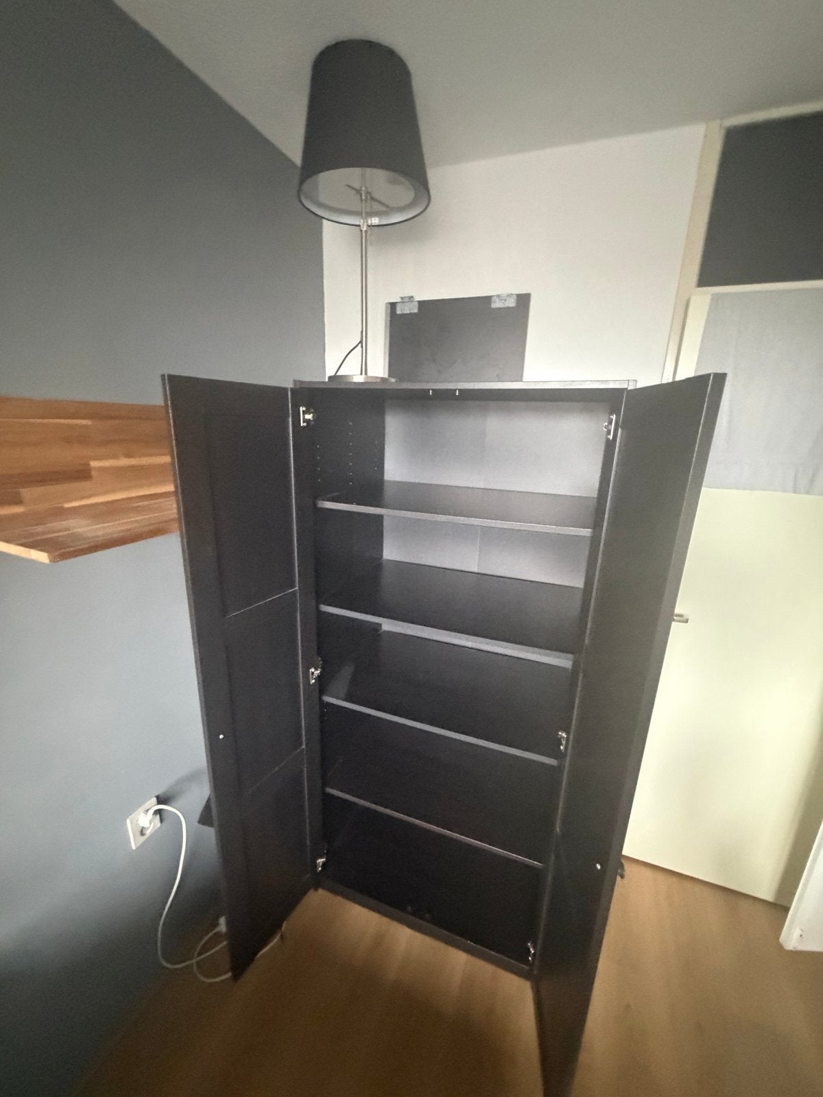 Donkerbruine kast met planken, Huis en Inrichting, Ophalen, Zo goed als nieuw