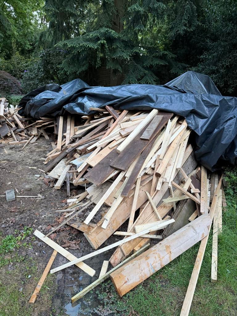 Schoon sloophout - Diverse planken en balken, Tuin en Terras, Haardhout, 3 tot 6 m³, Ophalen, Overige houtsoorten