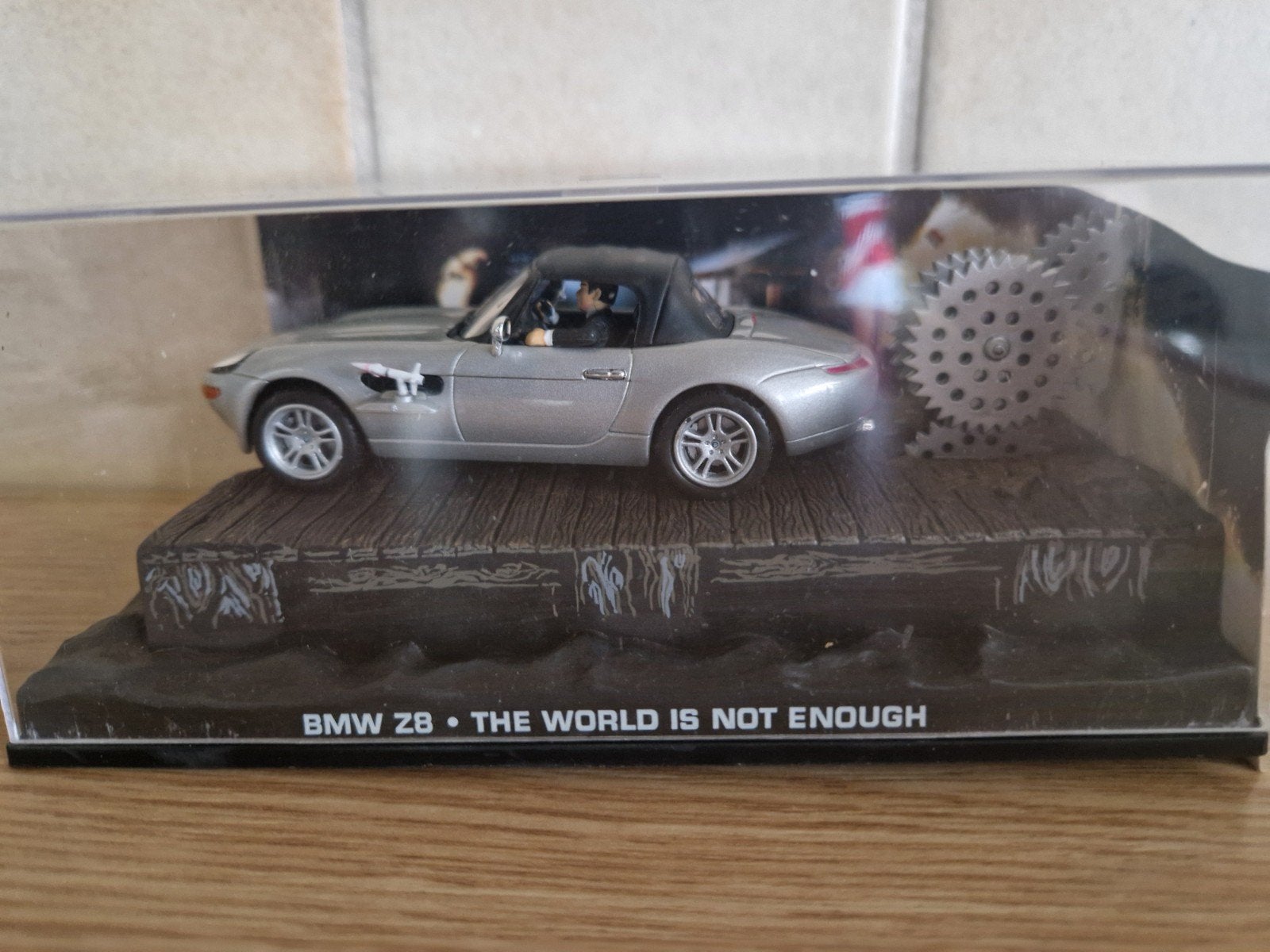 James bond BMW Z8 the world is not enough, Ophalen of Verzenden, Zo goed als nieuw, Auto, Overige merken