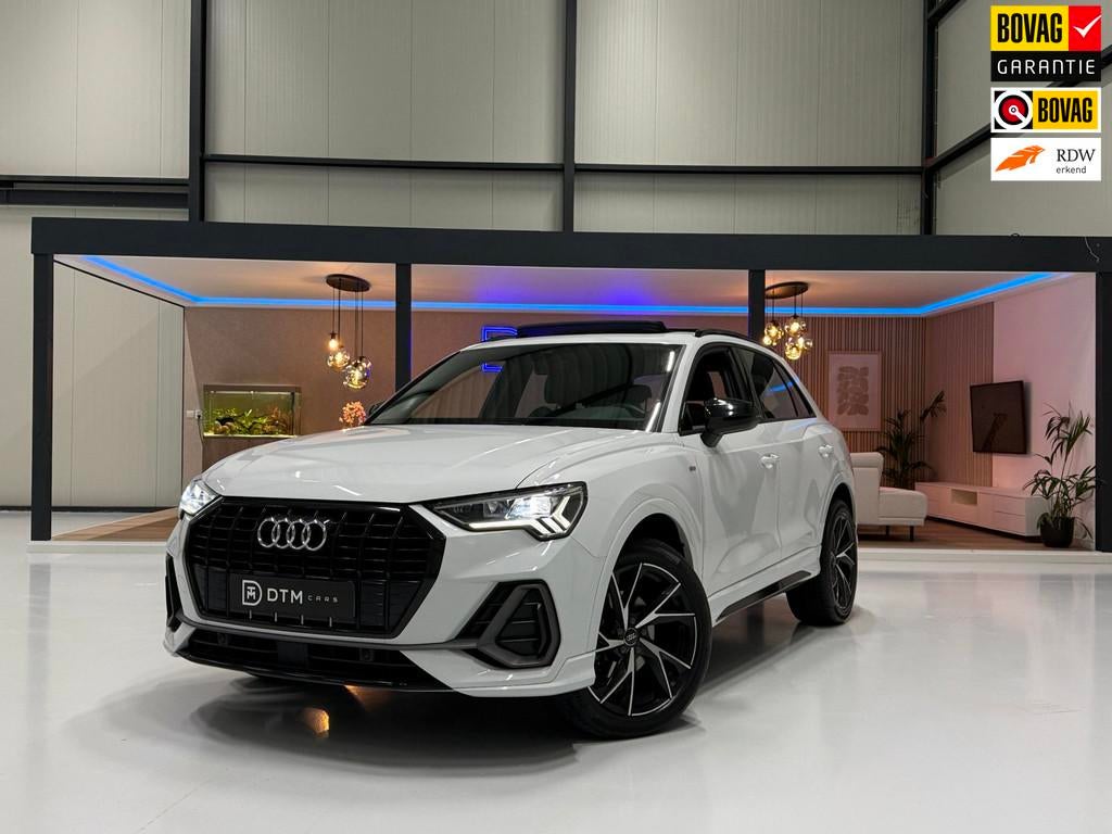 Audi Q3 S-Line | Black Optic | Pano | Matrix LED | Trekhaak, Auto's, Audi, Bedrijf, Te koop, Q3, ABS, Achteruitrijcamera, Adaptive Cruise Control