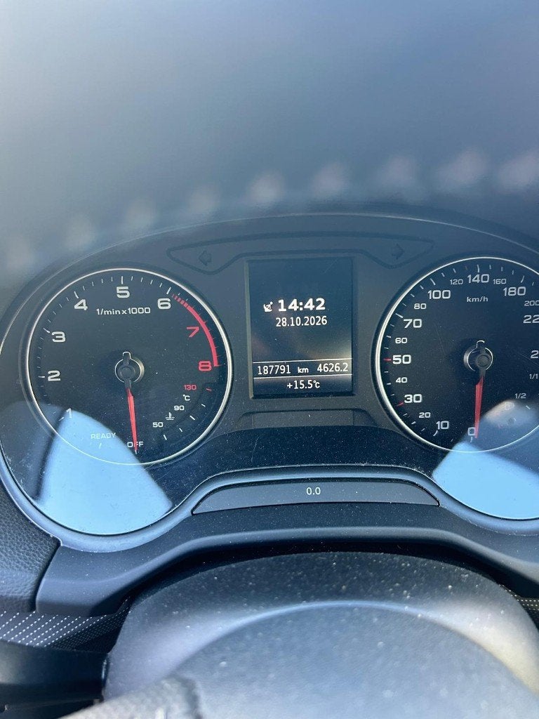 Audi Q2 1.4 Tfsi CoD 150pk S Tronic 2018 Grijs, Auto's, Euro 5, 4 cilinders, Leder en Stof, Origineel Nederlands