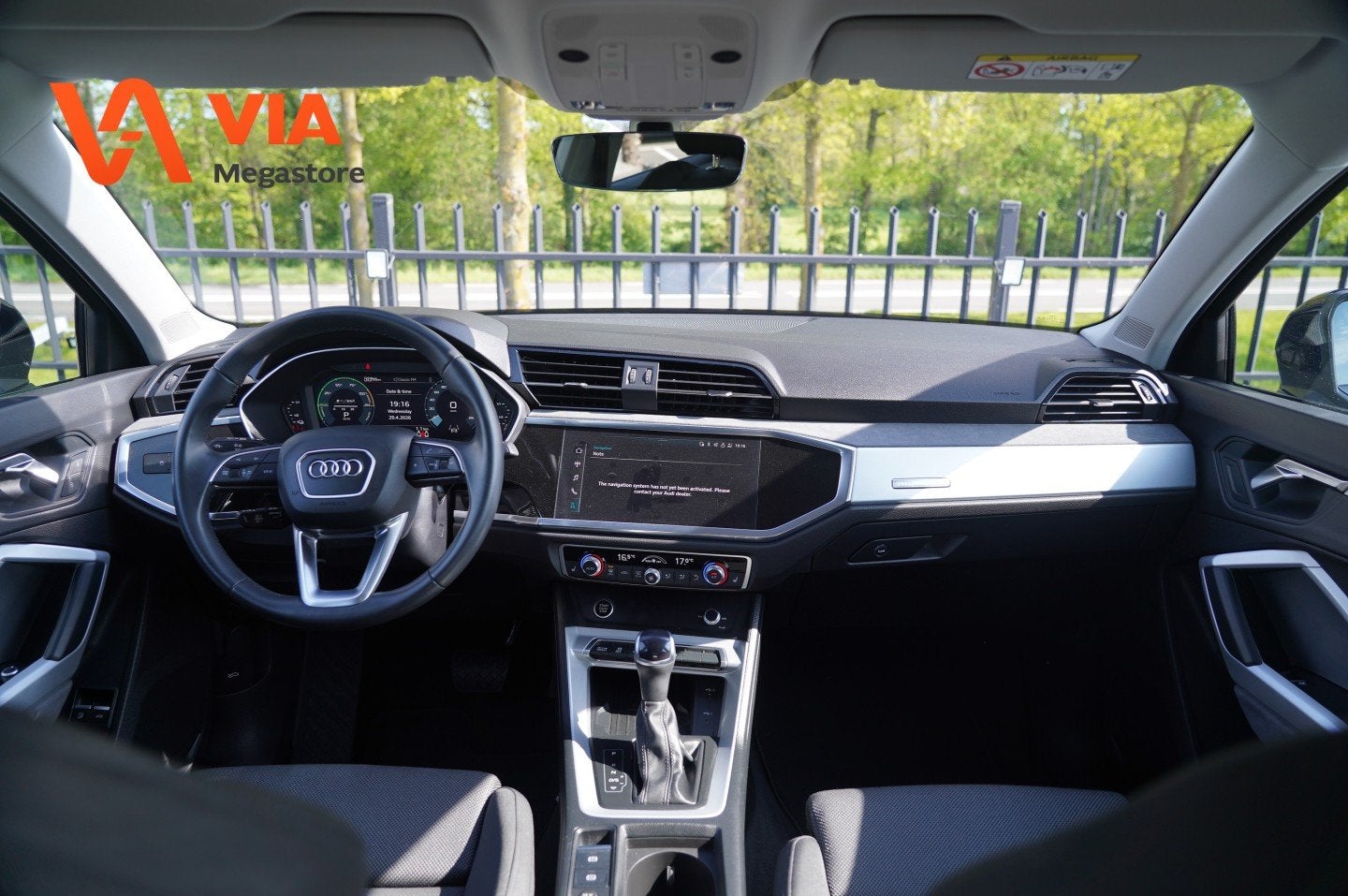 Audi Q3 45 TFSI e S edition, Gebruikt, Huisgarantie, 4 cilinders, Blauw