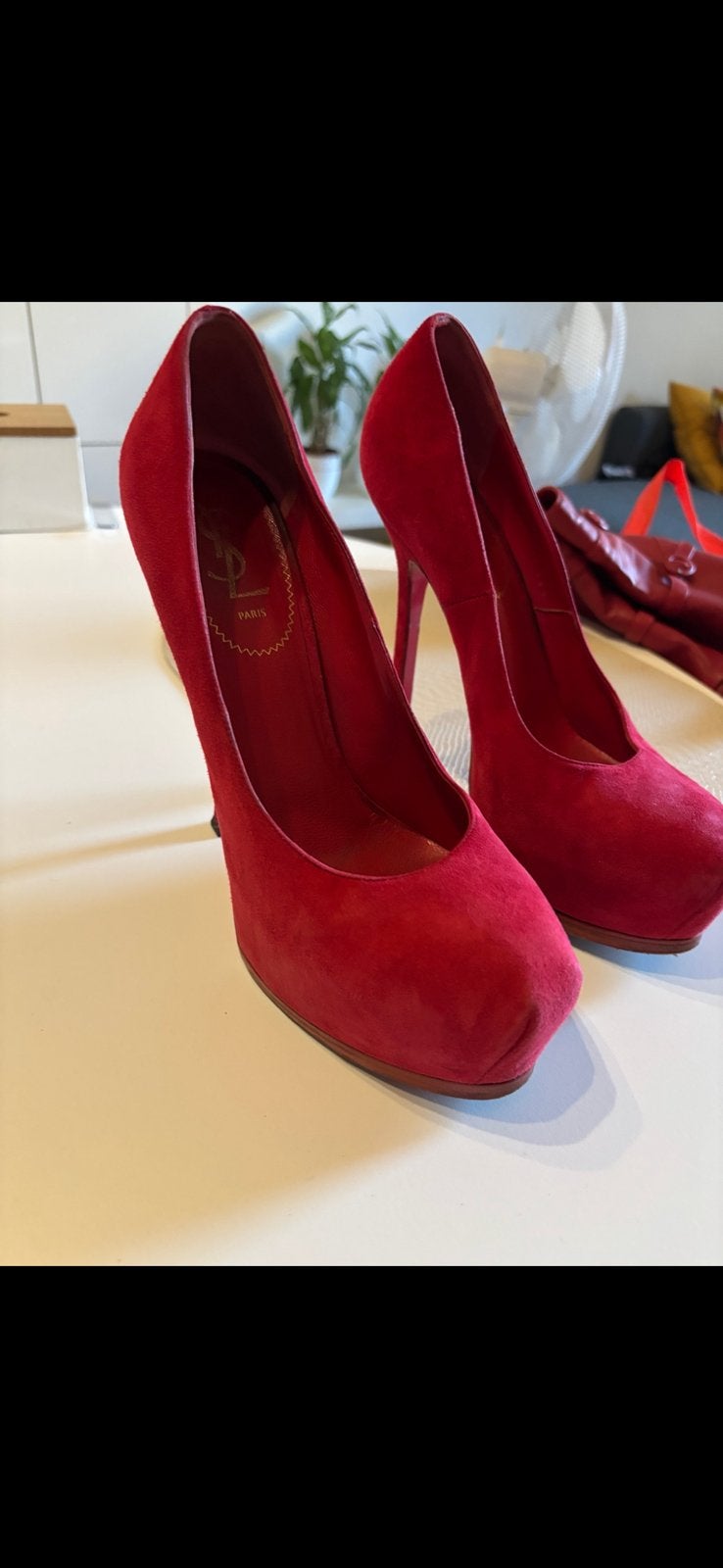 Yves Saint Laurent / Saint Laurent, Overige typen, Ophalen of Verzenden, Gedragen, Rood