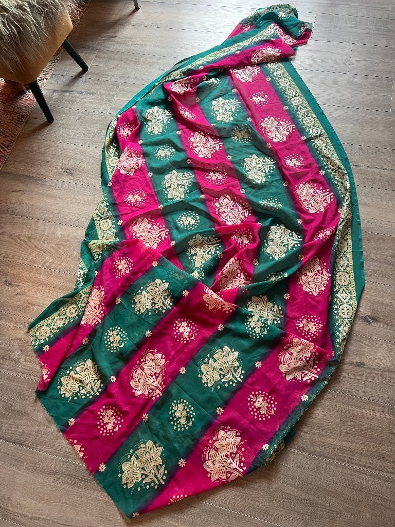 Vintage zijde silk Banarasi Bandhani Saree sari stof sjaal, Meerkleurig, 120 cm of meer, 200 cm of meer, Ophalen of Verzenden