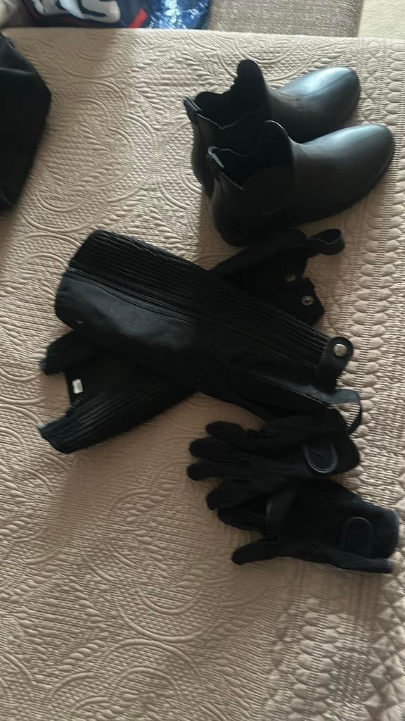 Paardrijlaarsjes mt 38, chaps, handschoenen, Ophalen of Verzenden, Zo goed als nieuw, Schoenen