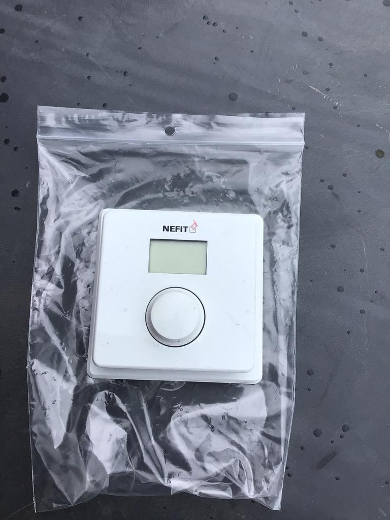 Nefit Proline 1010 thermostaat, Ophalen of Verzenden, Zo goed als nieuw
