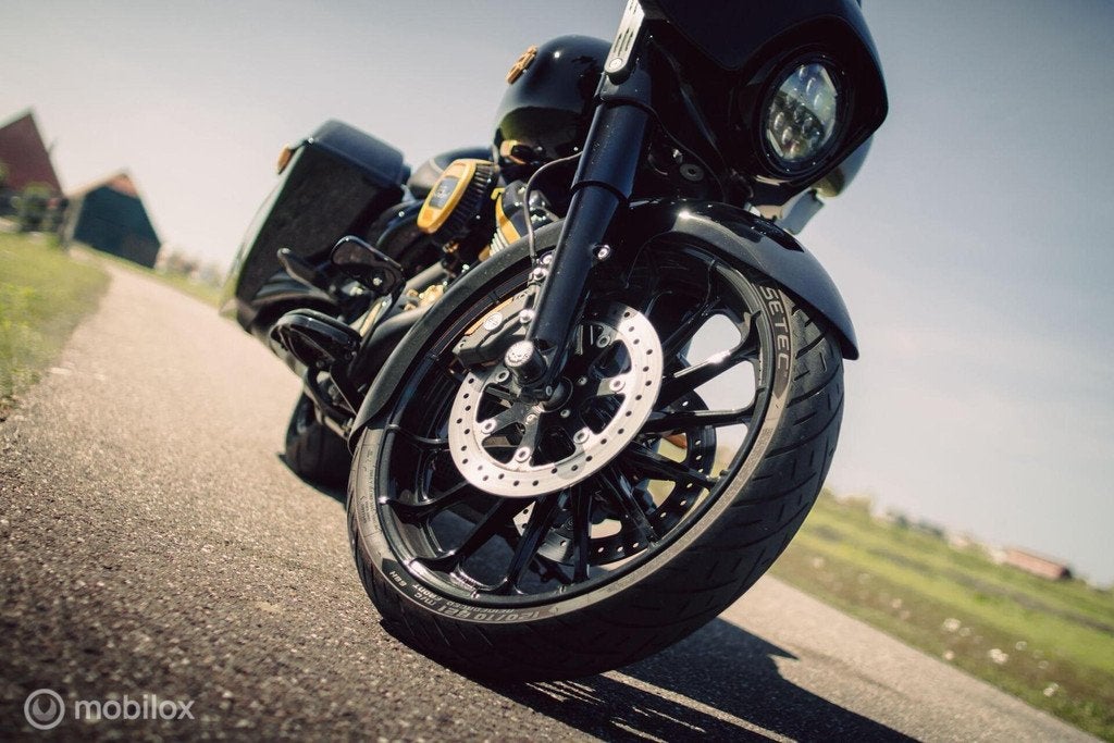 Harley Davidson 114 FLHXS Street Glide Special, Motoren, Motoren | Harley-Davidson, Traction Control, Harley-Davidson, Bedrijf