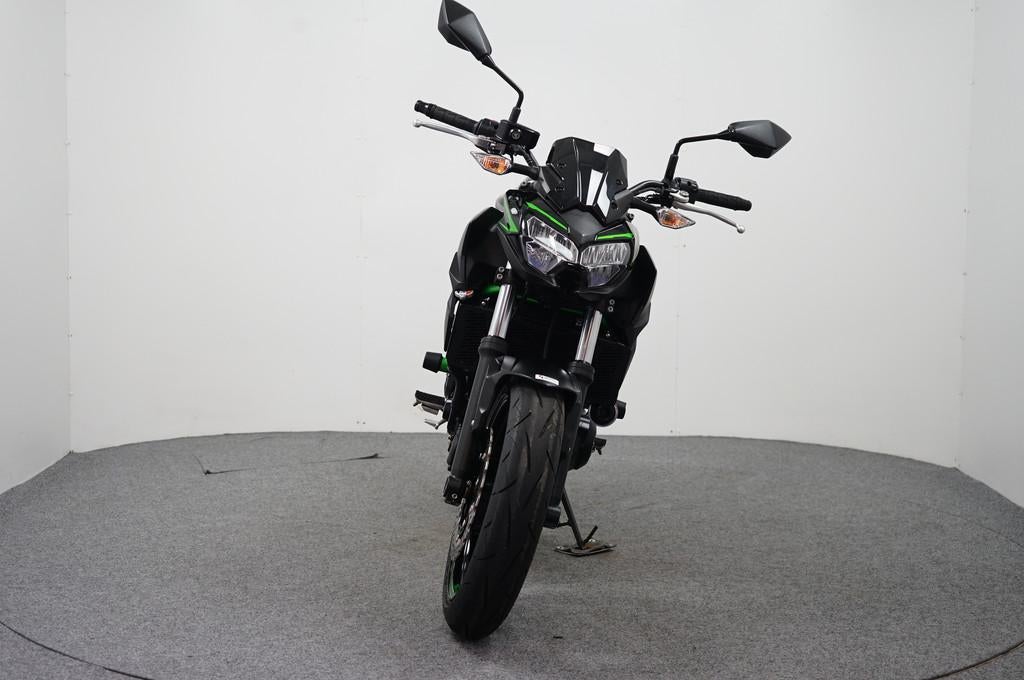 Kawasaki Z 650 ABS (bj 2022), Motoren, 649 cc, Bedrijf, Meer dan 35 kW, ABS