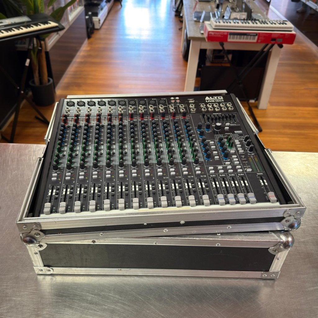 Alto Live 1604 Mengpaneel in flightcase, Muziek en Instrumenten, Dj-sets en Draaitafels, Flex Ltd., Zo goed als nieuw, https://flex.com/contact-us