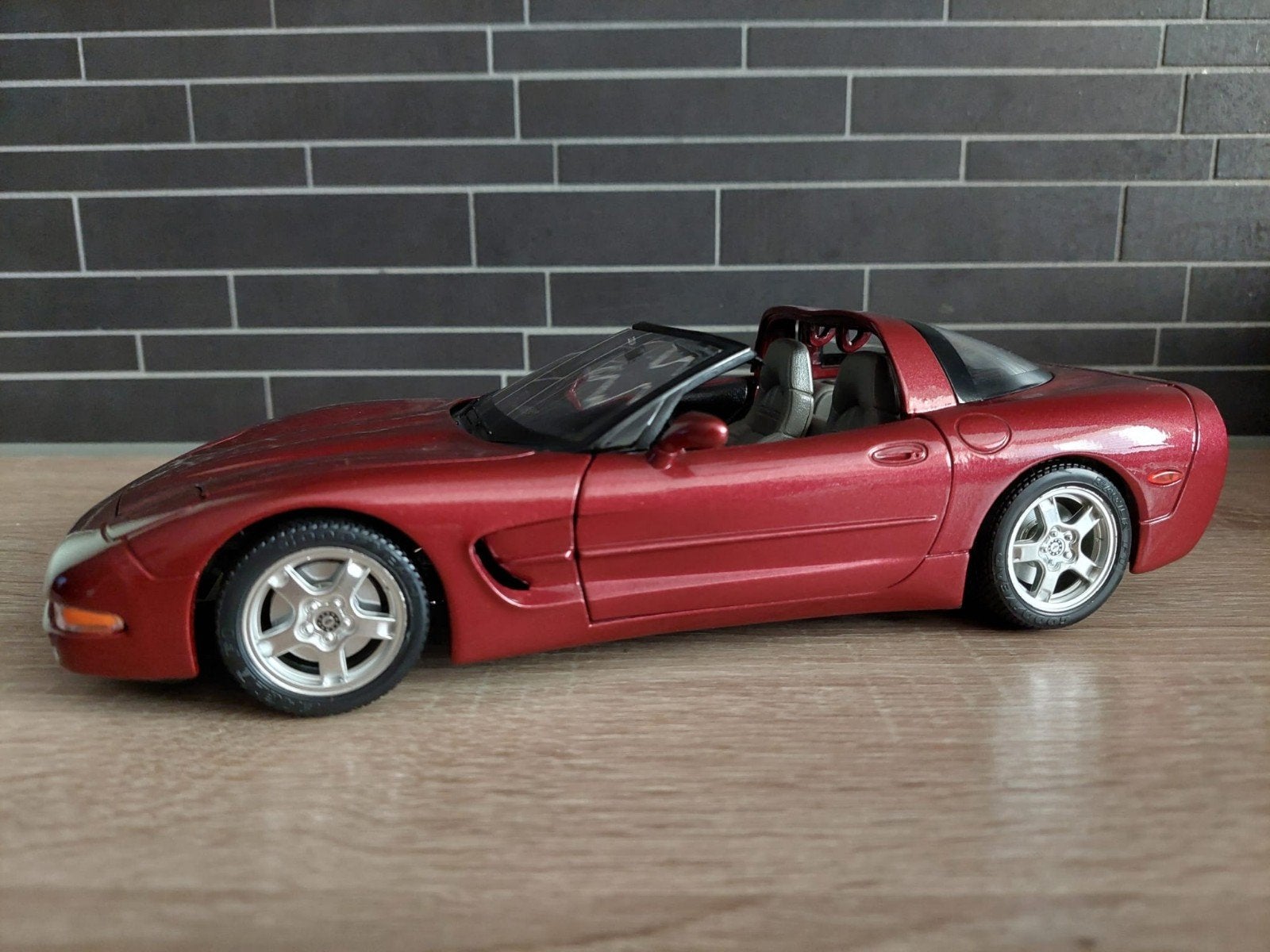Bburago 1:18 Chevrolet Corvette Targa - in doos, Ophalen of Verzenden, Nieuw, Auto, Bburago