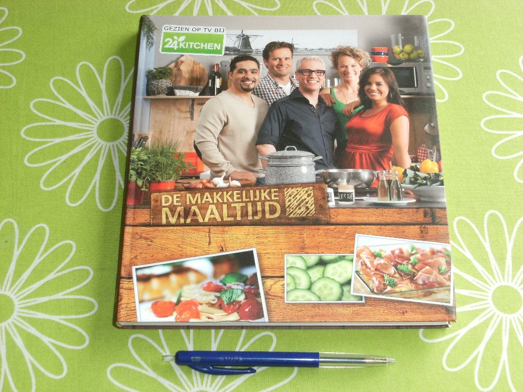 24 kitchen - de makkelijke maaltijd kookboek, Ophalen of Verzenden, Zo goed als nieuw, Hoofdgerechten