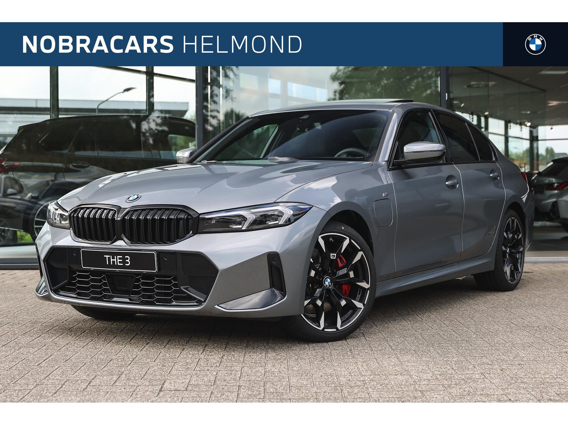 BMW 3 Serie 330e M Sport Automaat / Sportstoelen / Achteruit