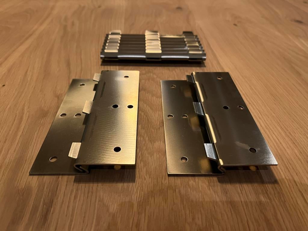 RVS WB03 luidsprekerbeugels / muurbeugels (NIEUW), Ophalen of Verzenden, Nieuw, Front, Rear of Stereo speakers, Overige merken